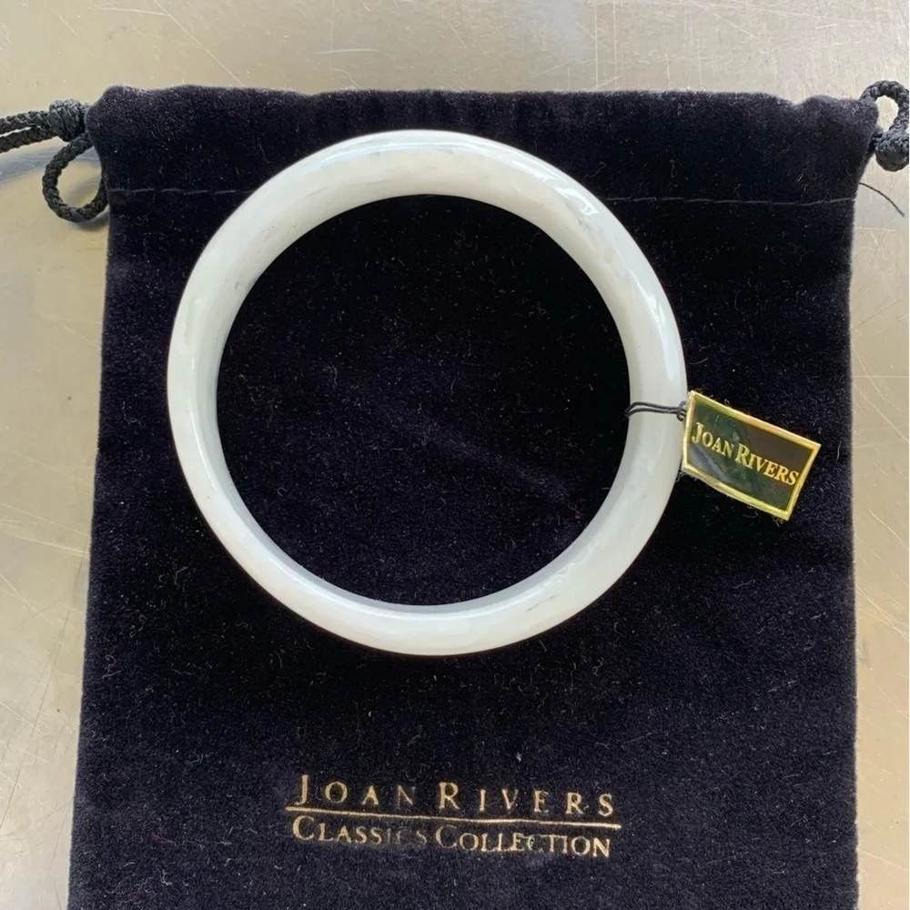 🆕 Joan Rivers Asymmetrical Plastic Bangle Bracelet - Picture 2 of 5